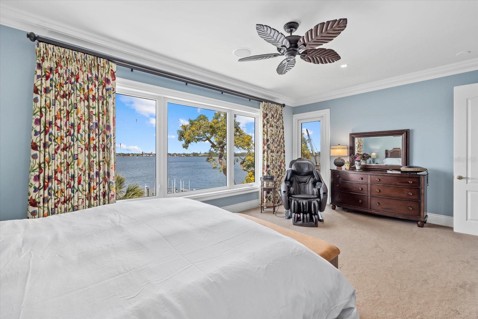 A4643388 Property Photo