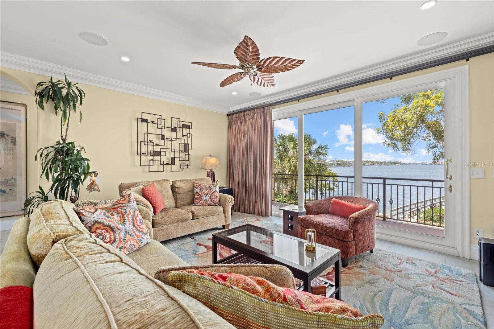 A4643388 Property Photo