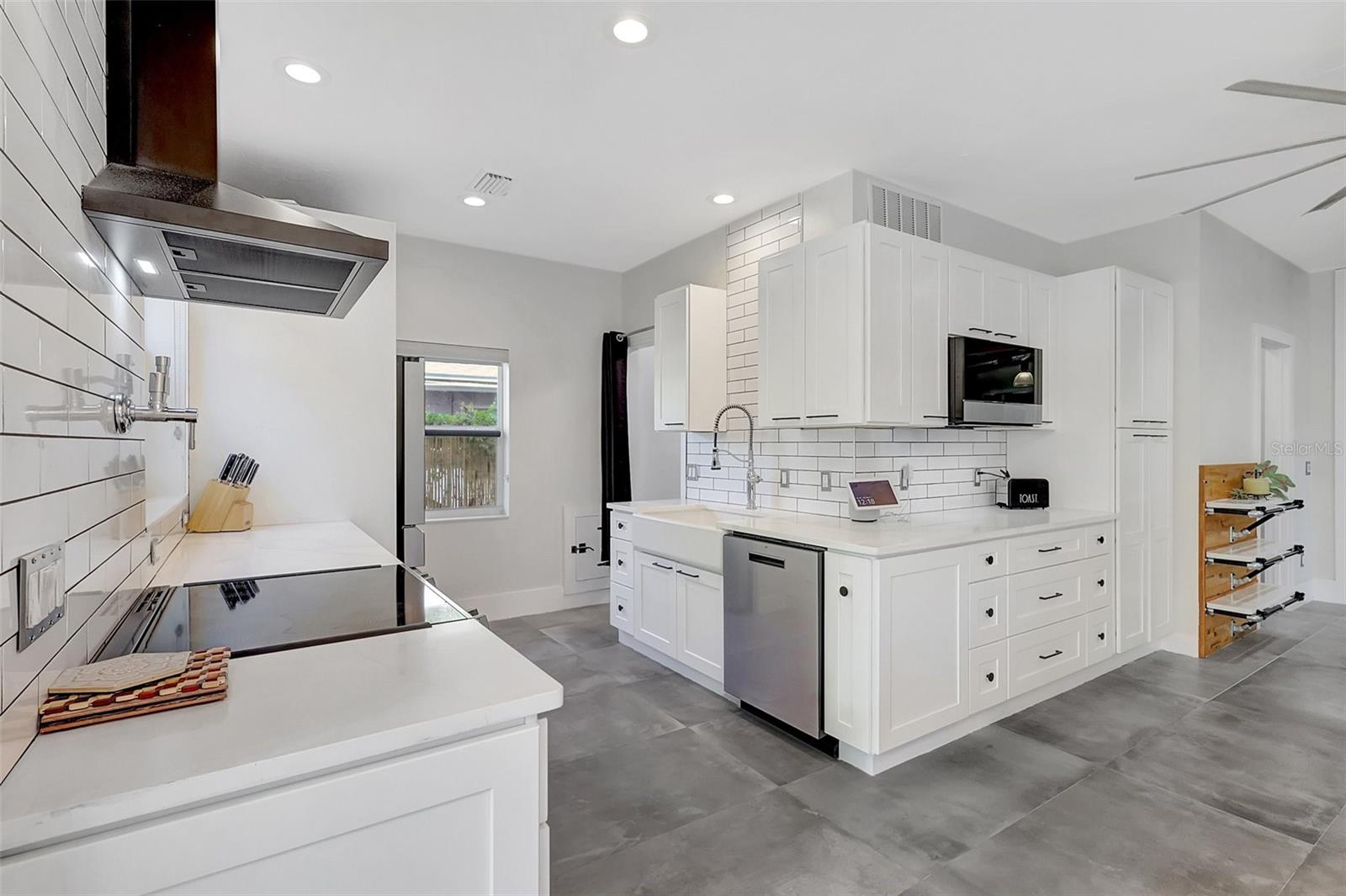 1135 FLORIDA AVE, SARASOTA, FL, 34236