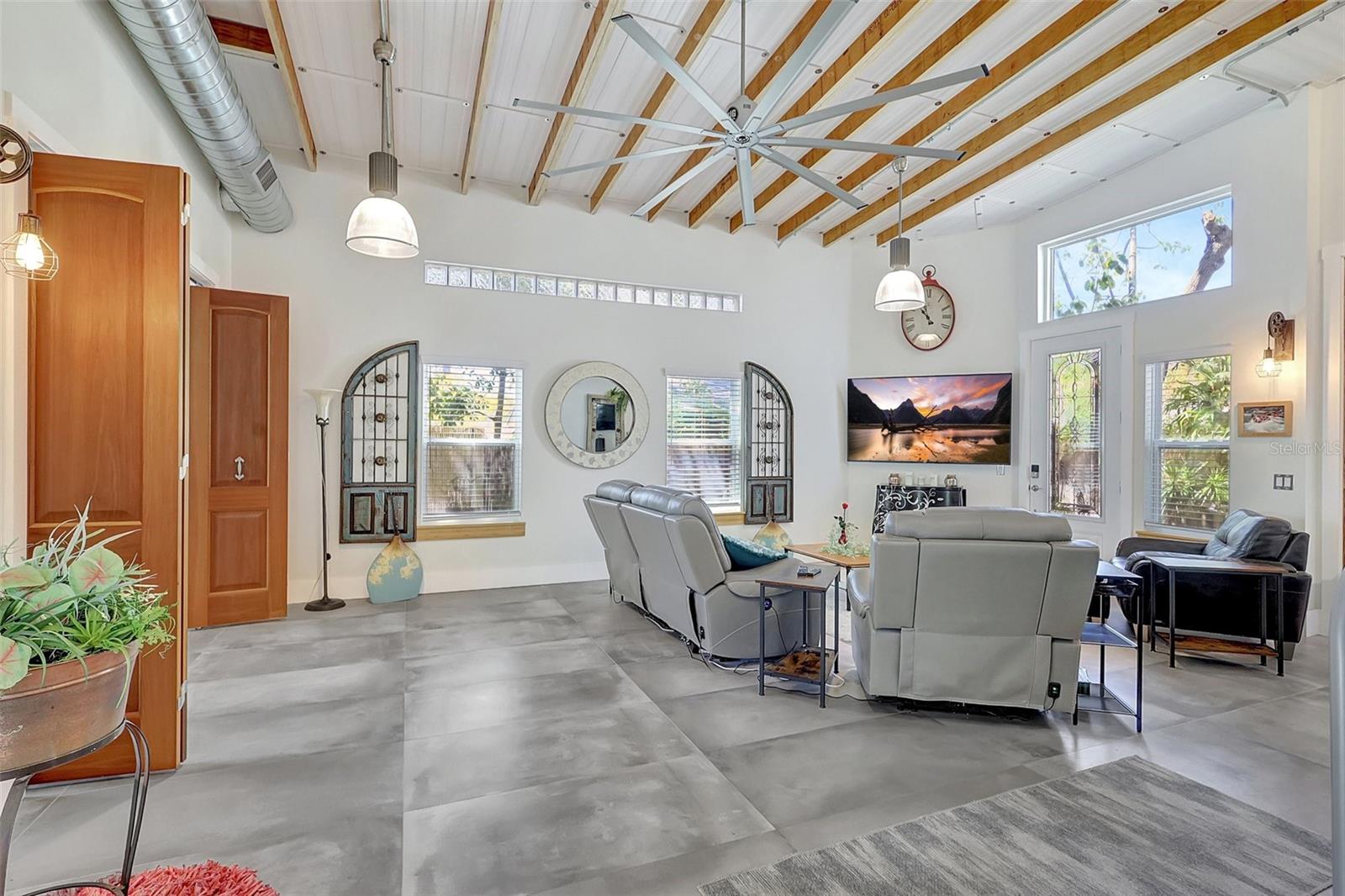 1135 FLORIDA AVE, SARASOTA, FL, 34236