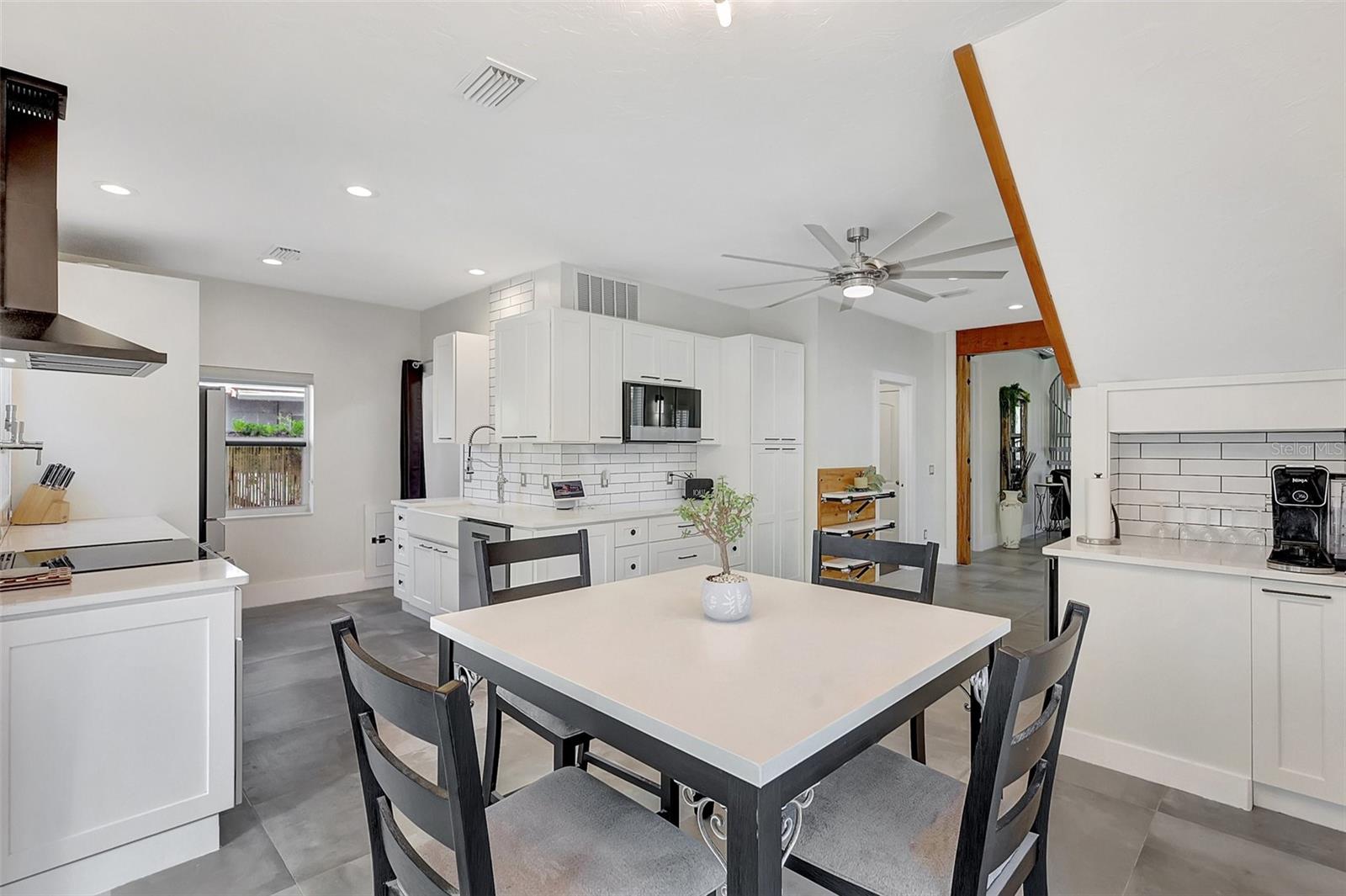 1135 FLORIDA AVE, SARASOTA, FL, 34236