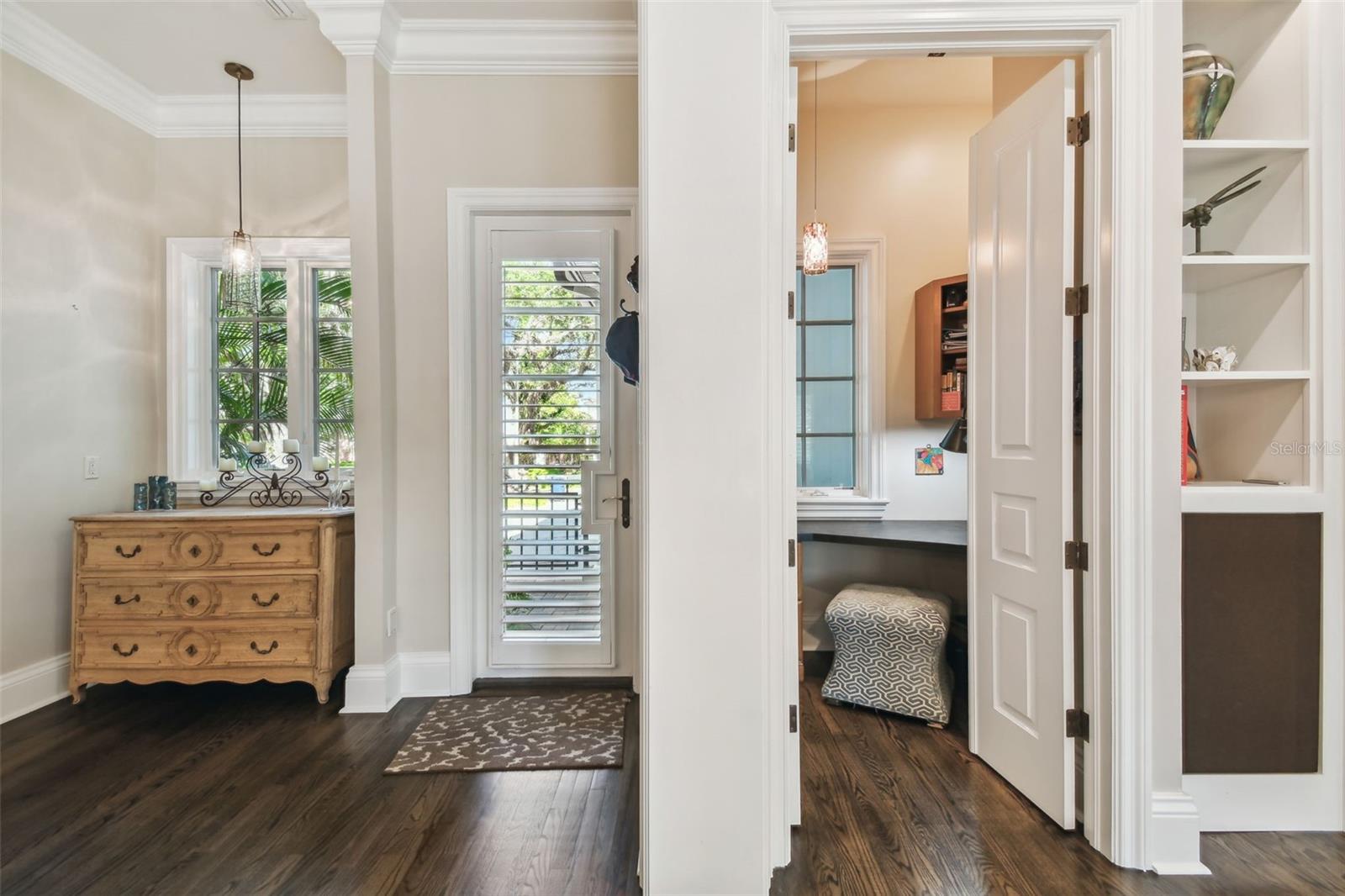 808 IDLEWOOD AVE, TAMPA, FL, 33609