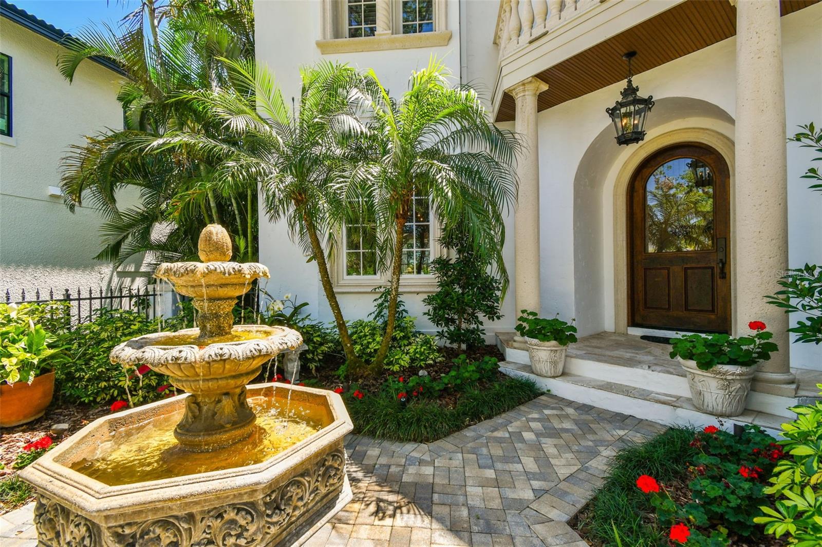 808 IDLEWOOD AVE, TAMPA, FL, 33609