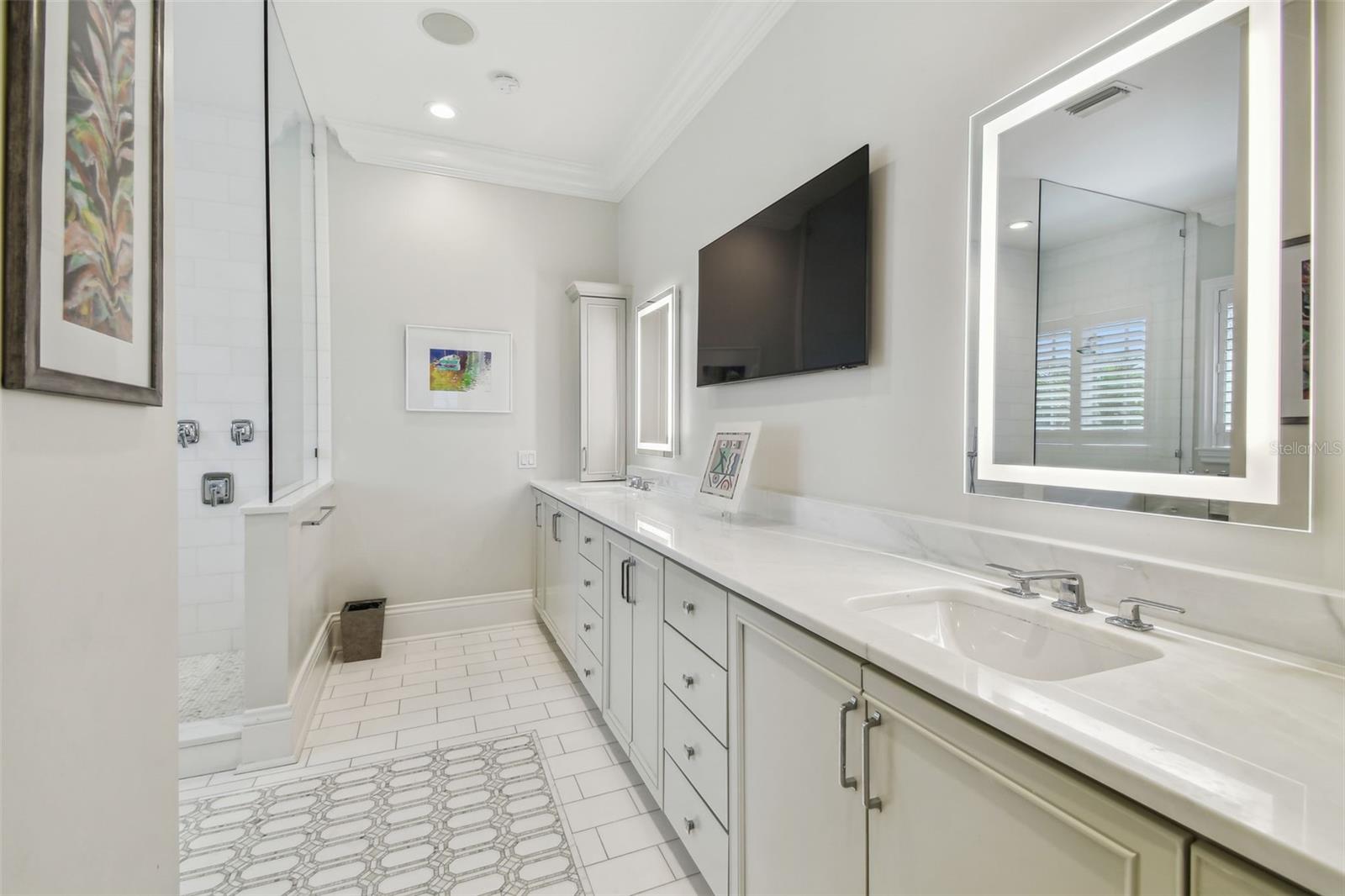 808 IDLEWOOD AVE, TAMPA, FL, 33609