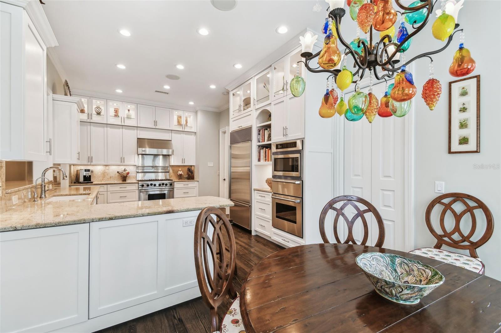 808 IDLEWOOD AVE, TAMPA, FL, 33609