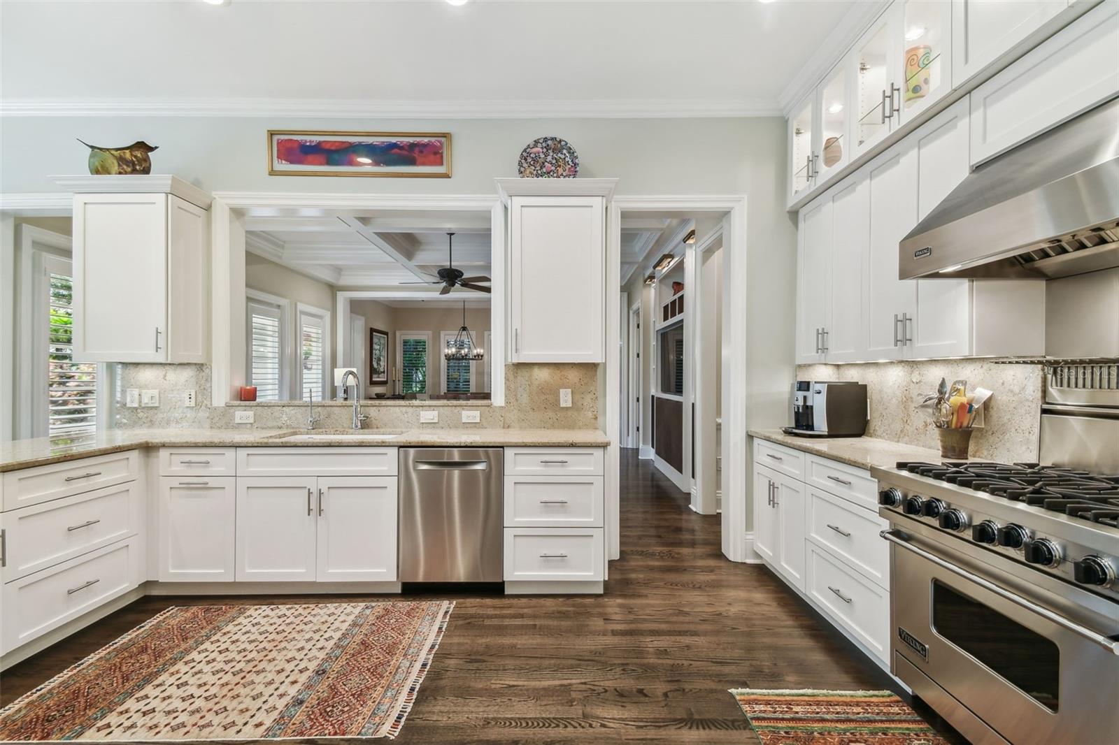 808 IDLEWOOD AVE, TAMPA, FL, 33609