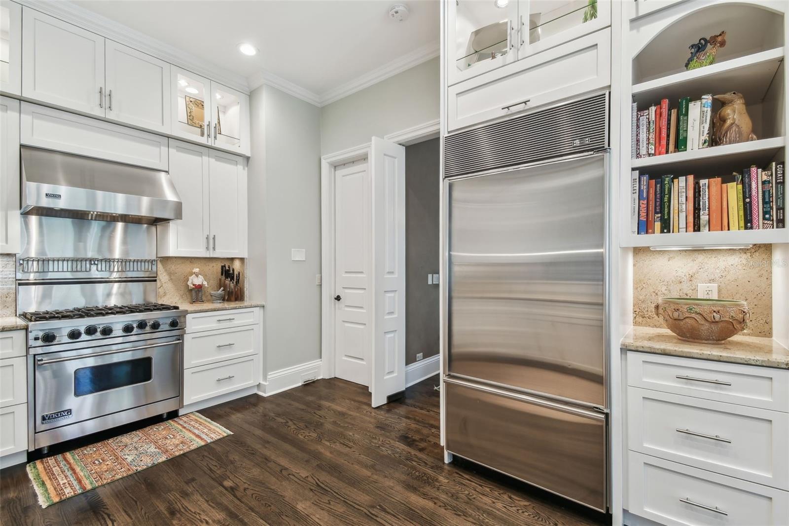 808 IDLEWOOD AVE, TAMPA, FL, 33609