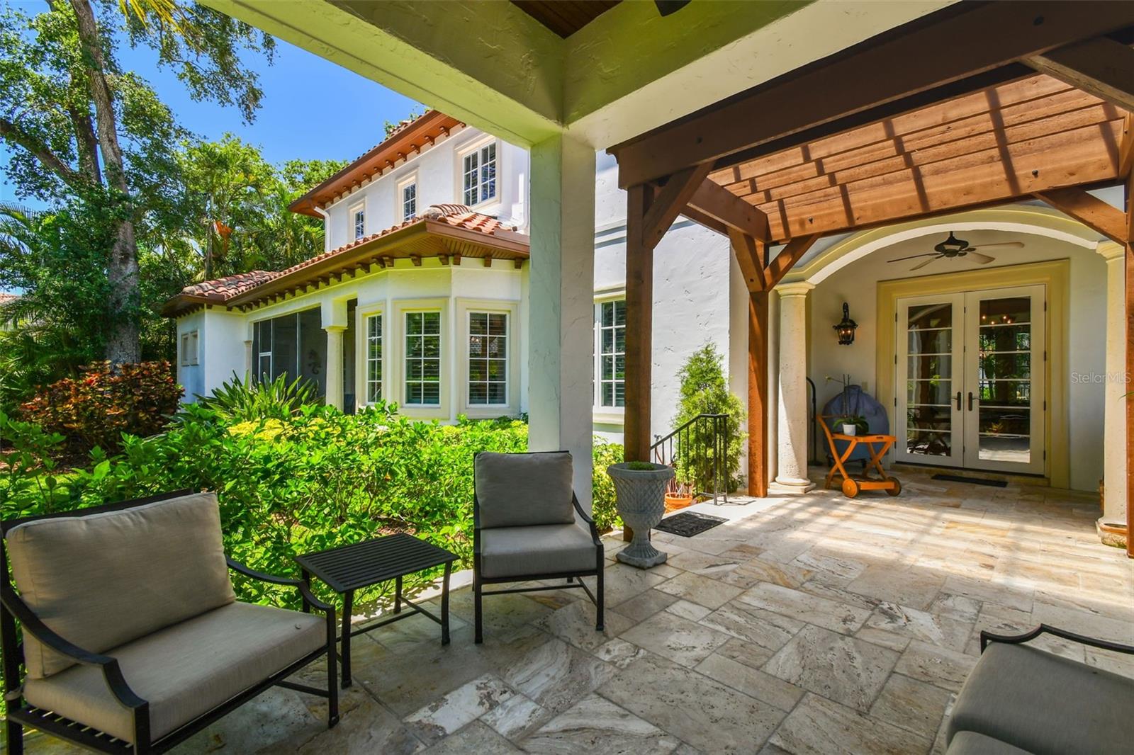 808 IDLEWOOD AVE, TAMPA, FL, 33609