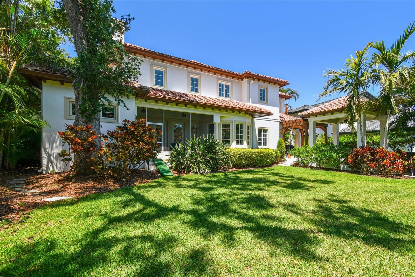 808 IDLEWOOD AVE, TAMPA, FL, 33609