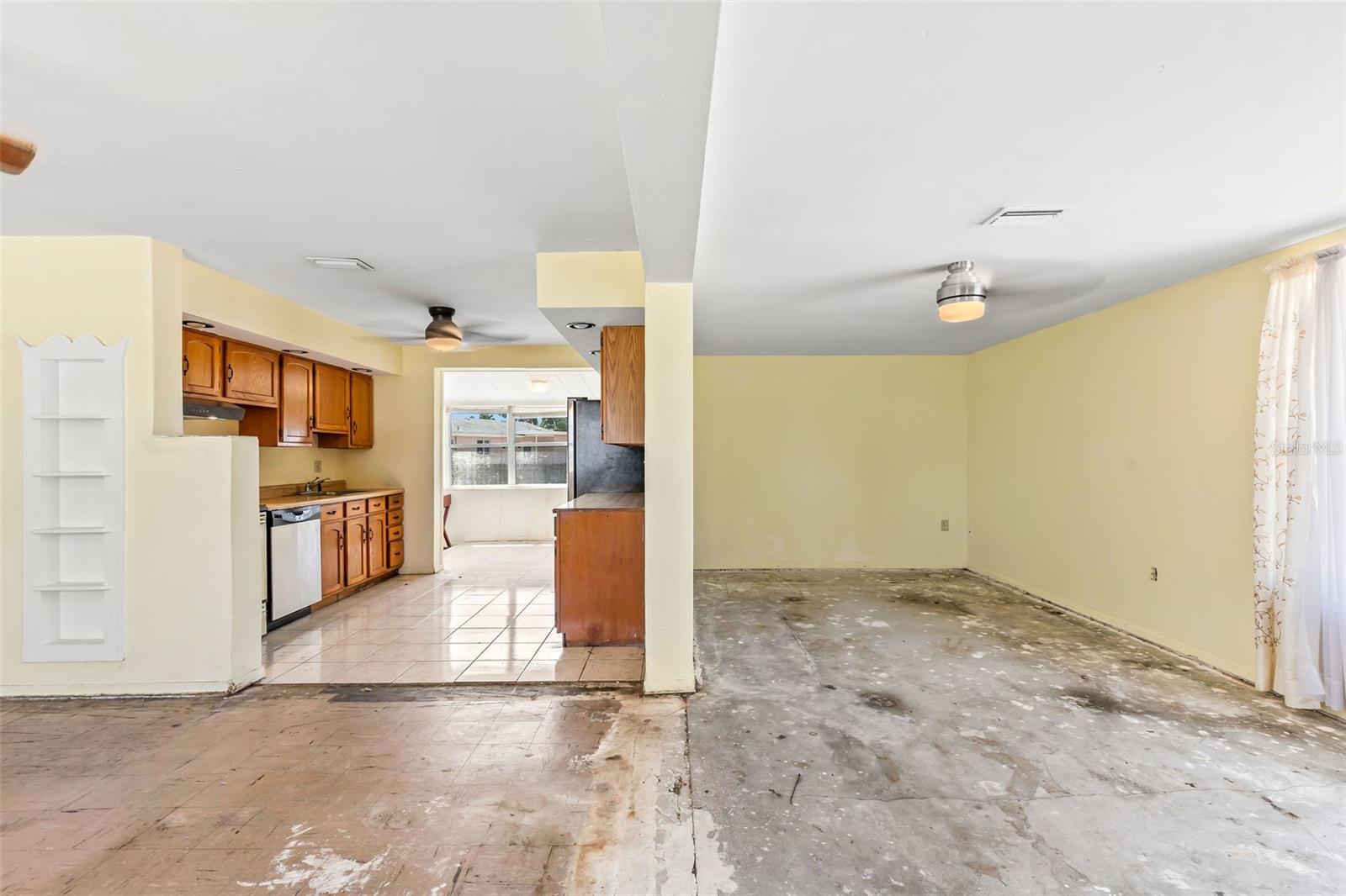 24 RIVER DR, ORMOND BEACH, FL, 32176
