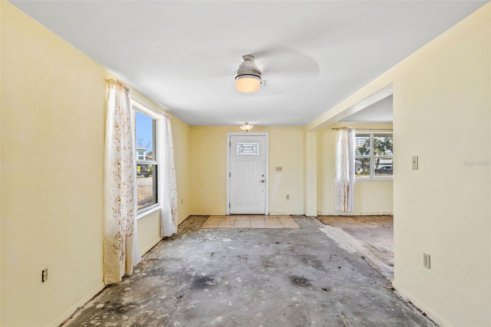 24 RIVER DR, ORMOND BEACH, FL, 32176
