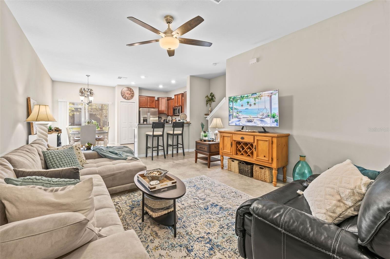 9743 PEMBROOKE PINES DR, SUN CITY CENTER, FL, 33573