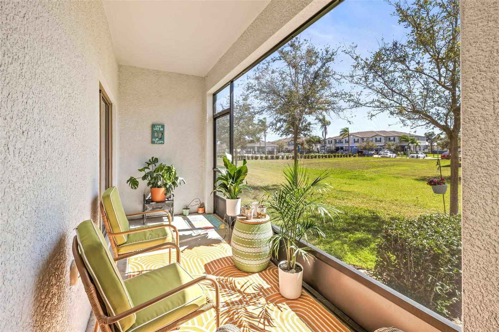 9743 PEMBROOKE PINES DR, SUN CITY CENTER, FL, 33573
