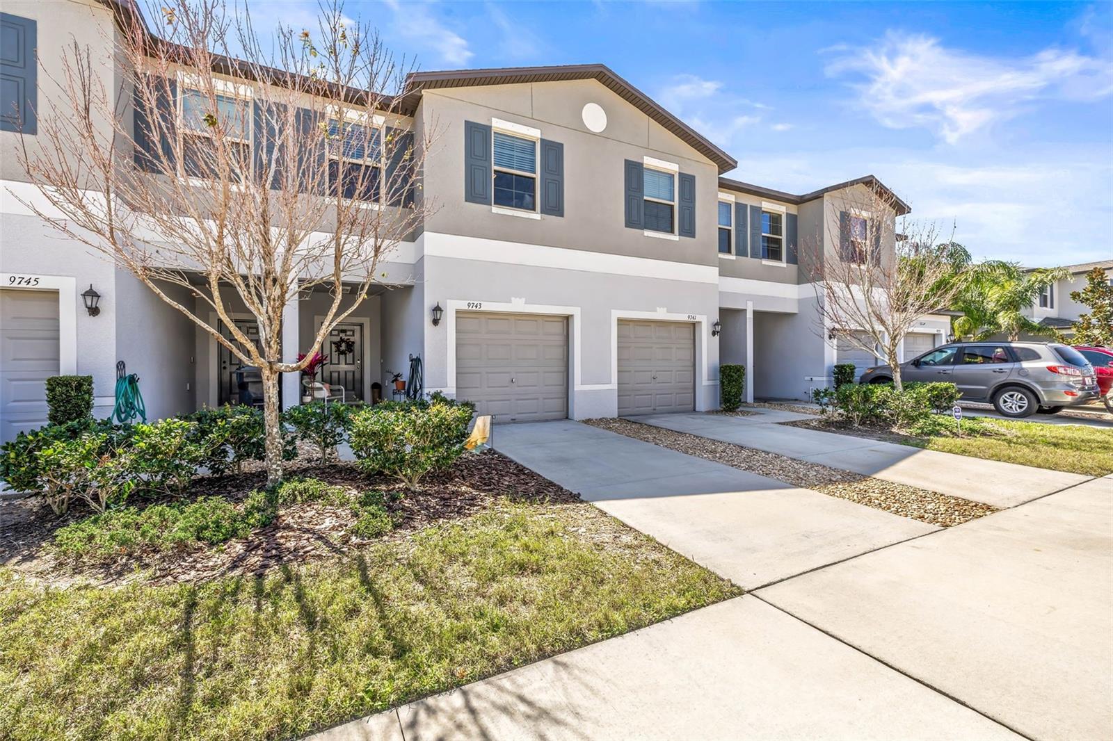 9743 PEMBROOKE PINES DR, SUN CITY CENTER, FL, 33573
