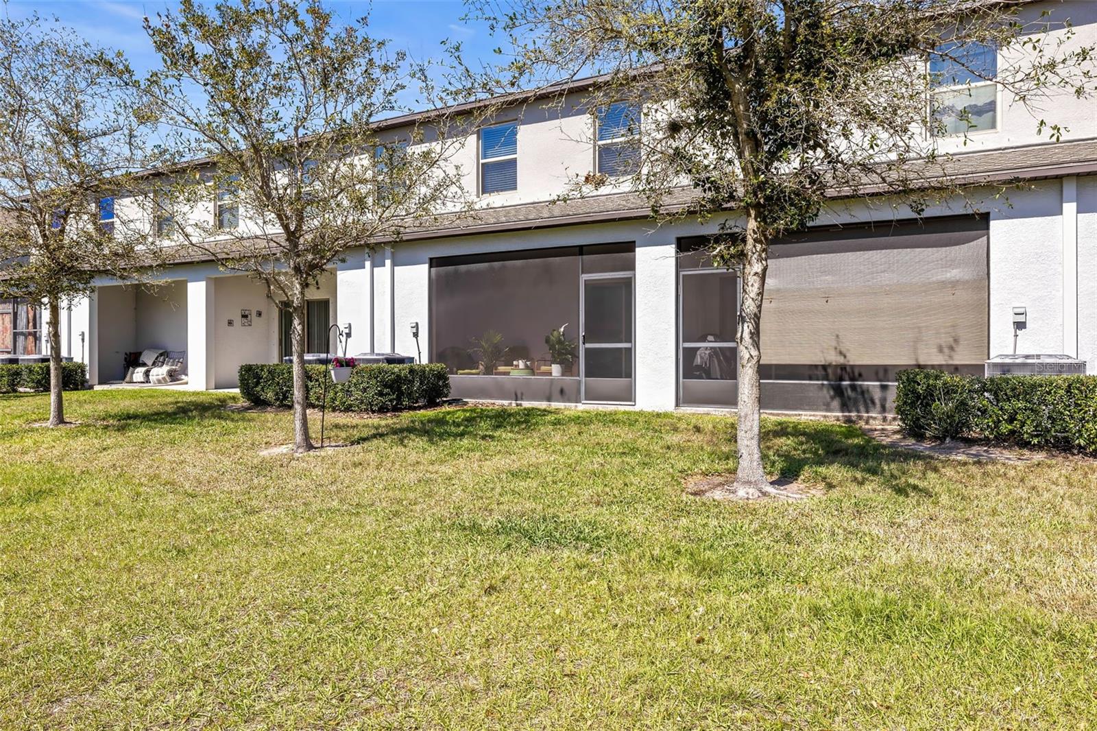 9743 PEMBROOKE PINES DR, SUN CITY CENTER, FL, 33573