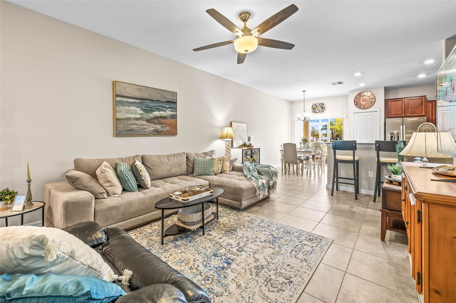 9743 PEMBROOKE PINES DR, SUN CITY CENTER, FL, 33573