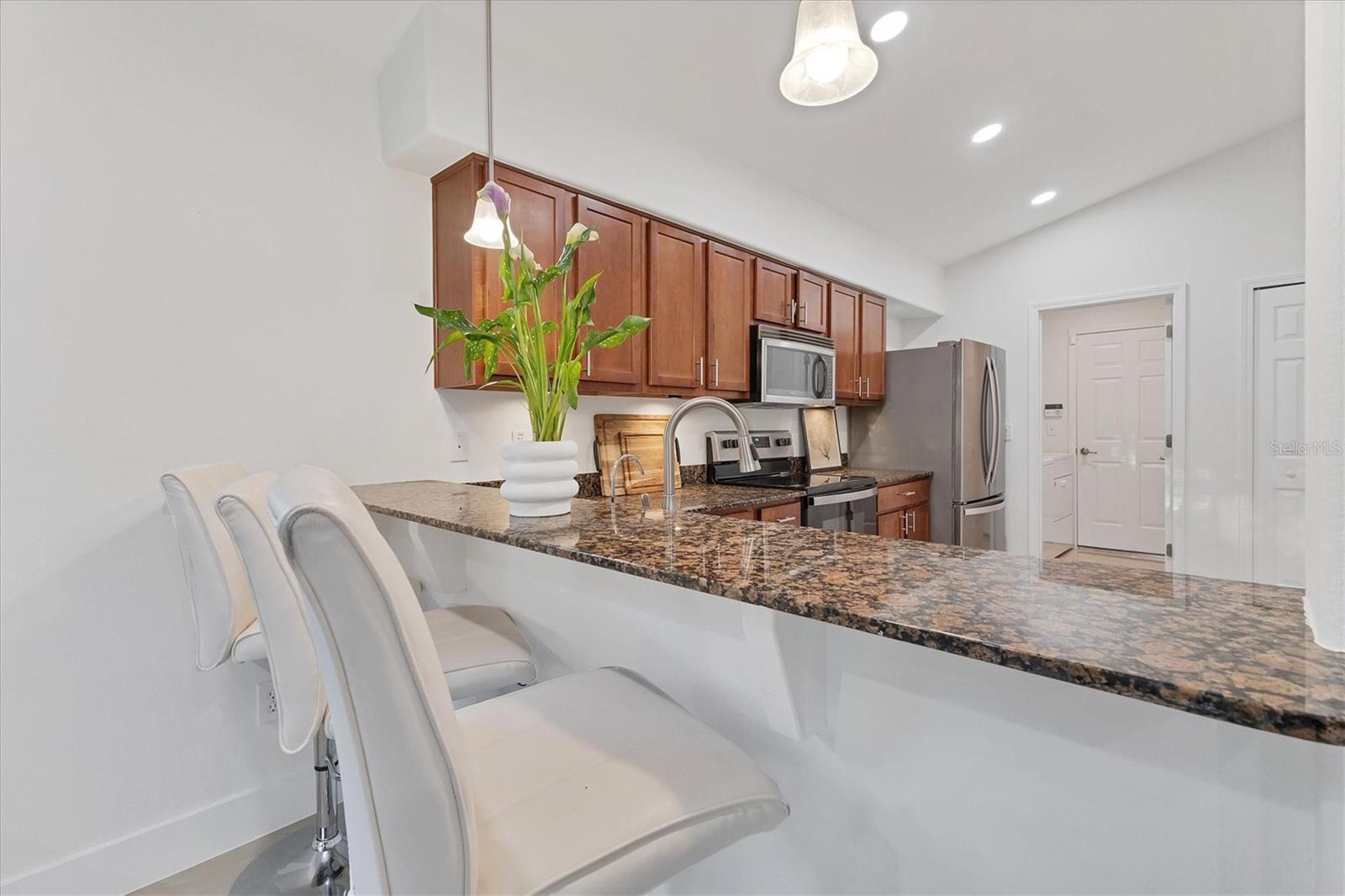 7135 ROYAL GEORGE CT, WESLEY CHAPEL, FL, 33545