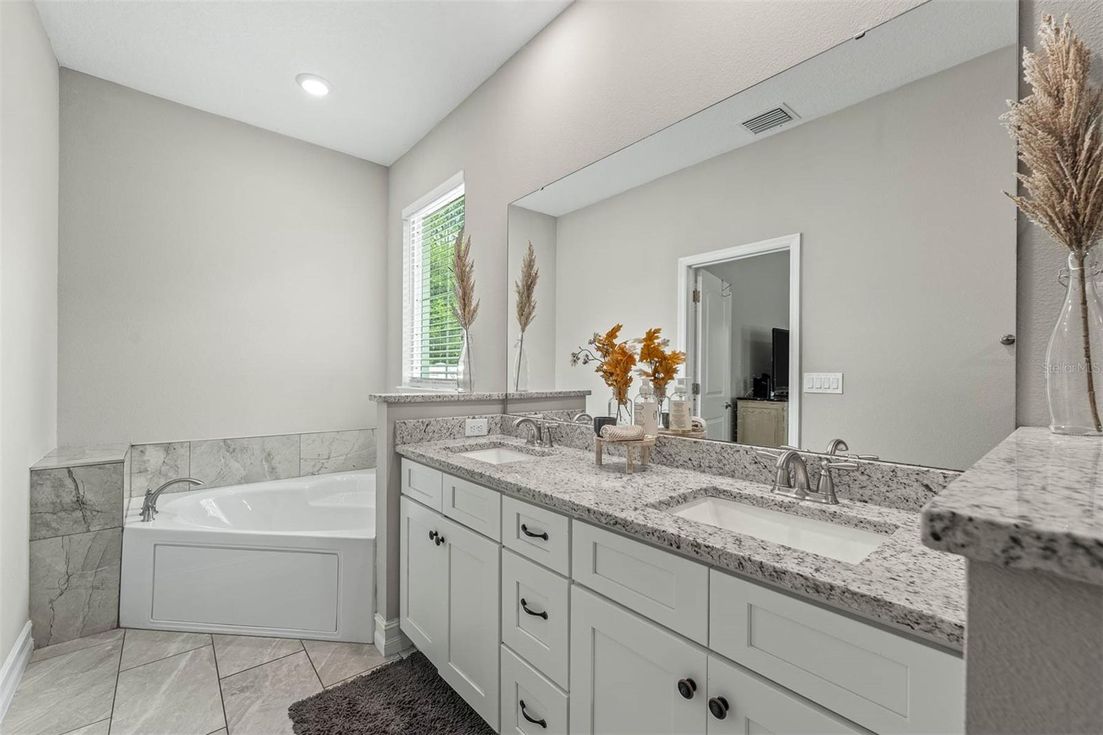 1290 9TH ST, ORANGE CITY, FL, 32763