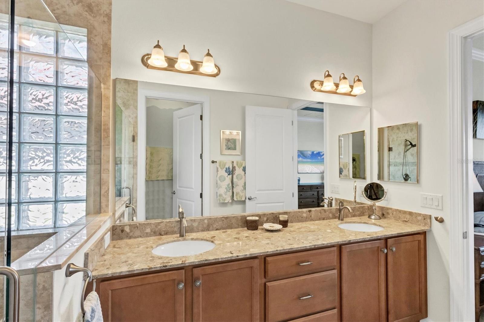 10412 CROOKED CREEK DR, VENICE, FL, 34293