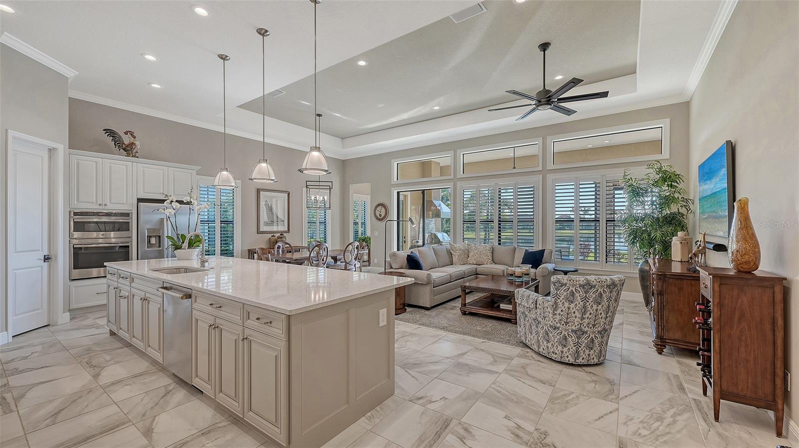 7213 WHITTLEBURY TRL, LAKEWOOD RANCH, FL, 34202