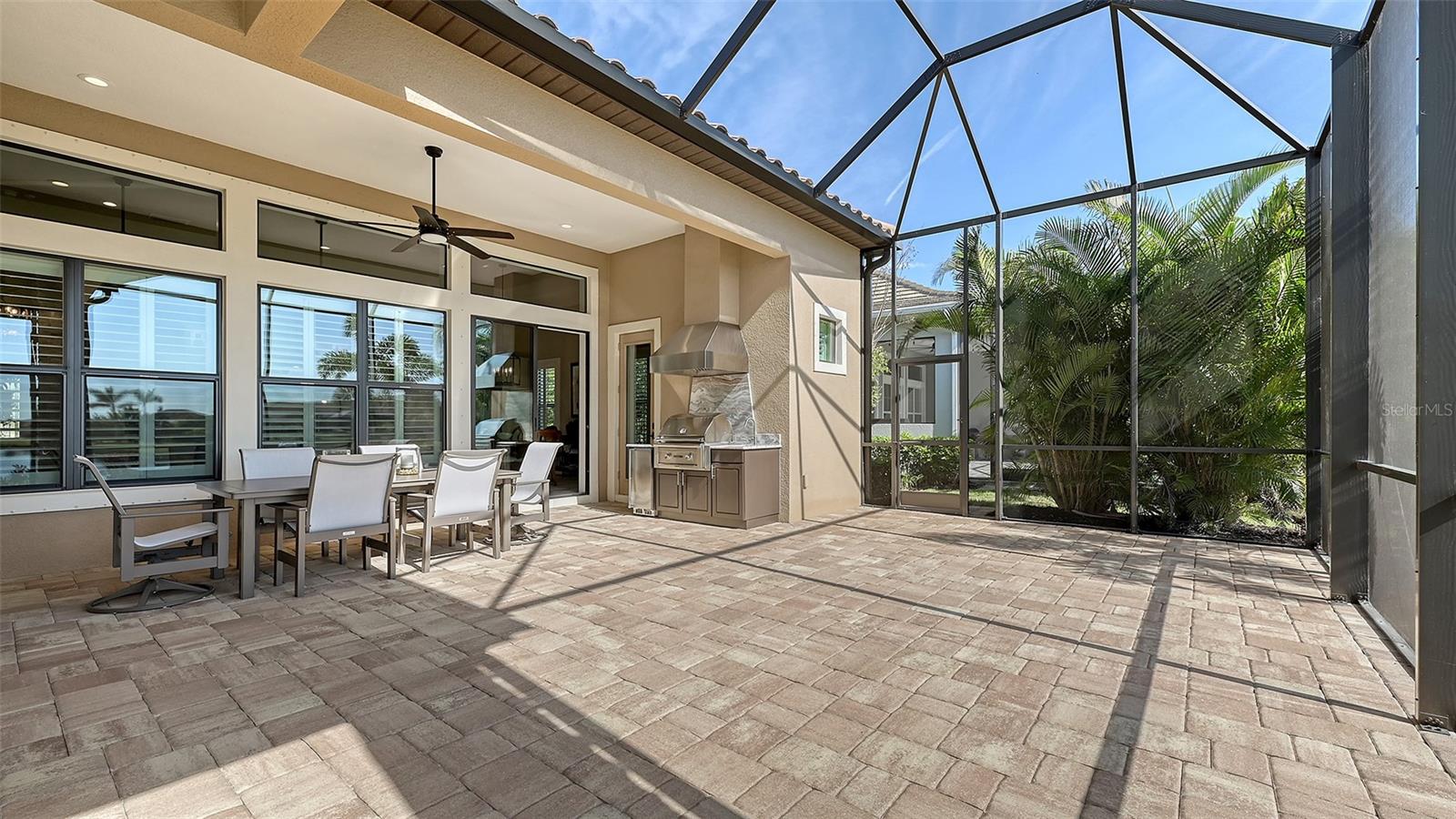 7213 WHITTLEBURY TRL, LAKEWOOD RANCH, FL, 34202