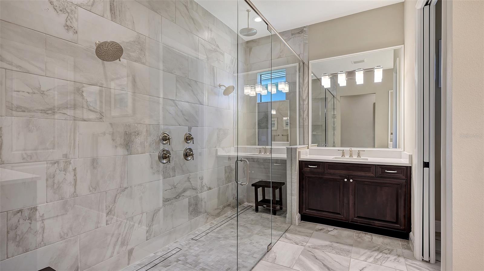7213 WHITTLEBURY TRL, LAKEWOOD RANCH, FL, 34202