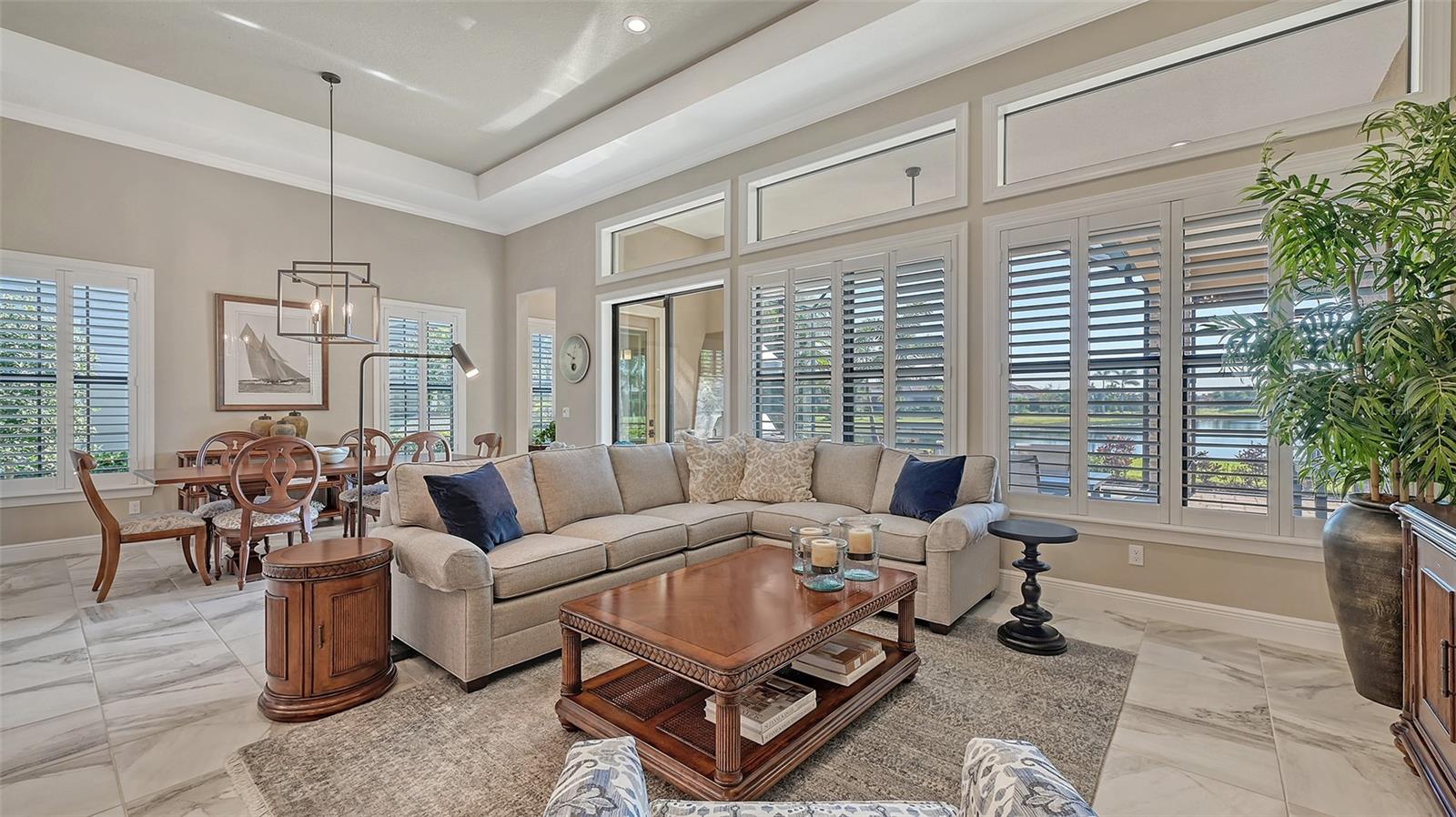 7213 WHITTLEBURY TRL, LAKEWOOD RANCH, FL, 34202