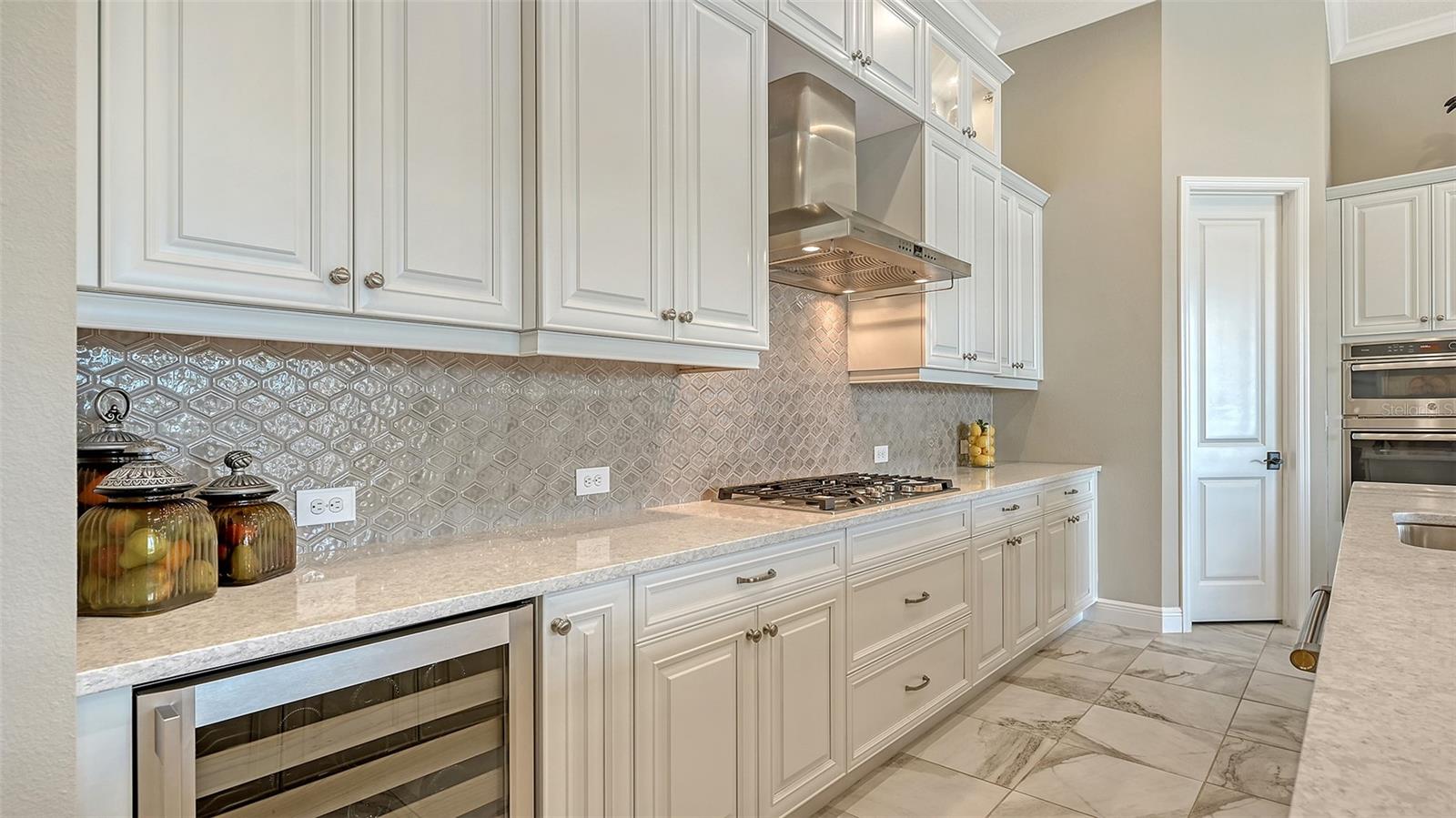 7213 WHITTLEBURY TRL, LAKEWOOD RANCH, FL, 34202