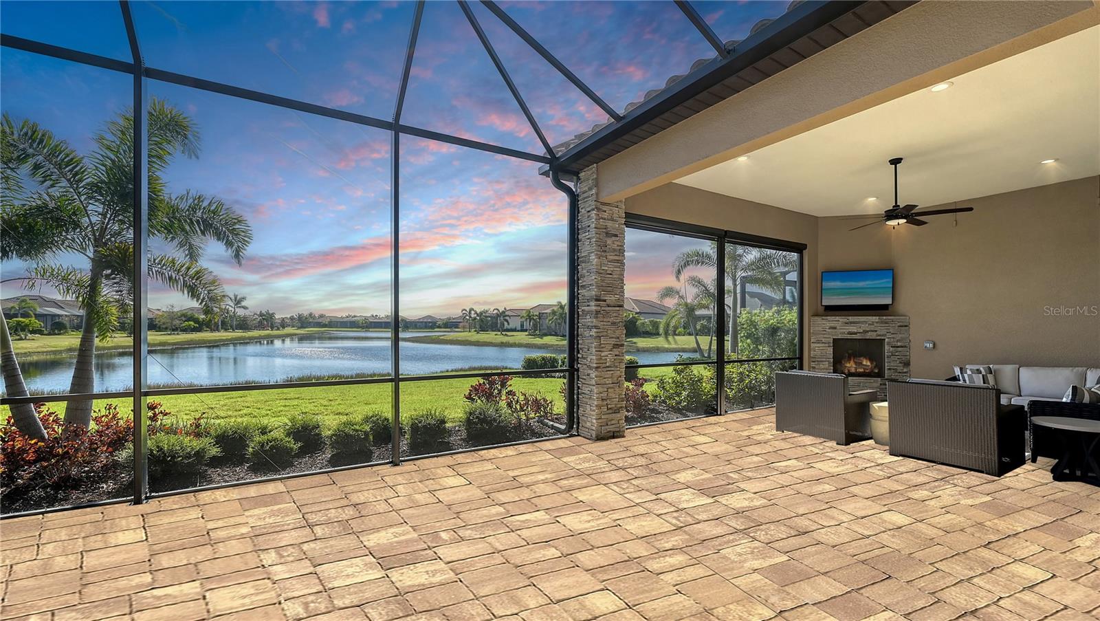 7213 WHITTLEBURY TRL, LAKEWOOD RANCH, FL, 34202
