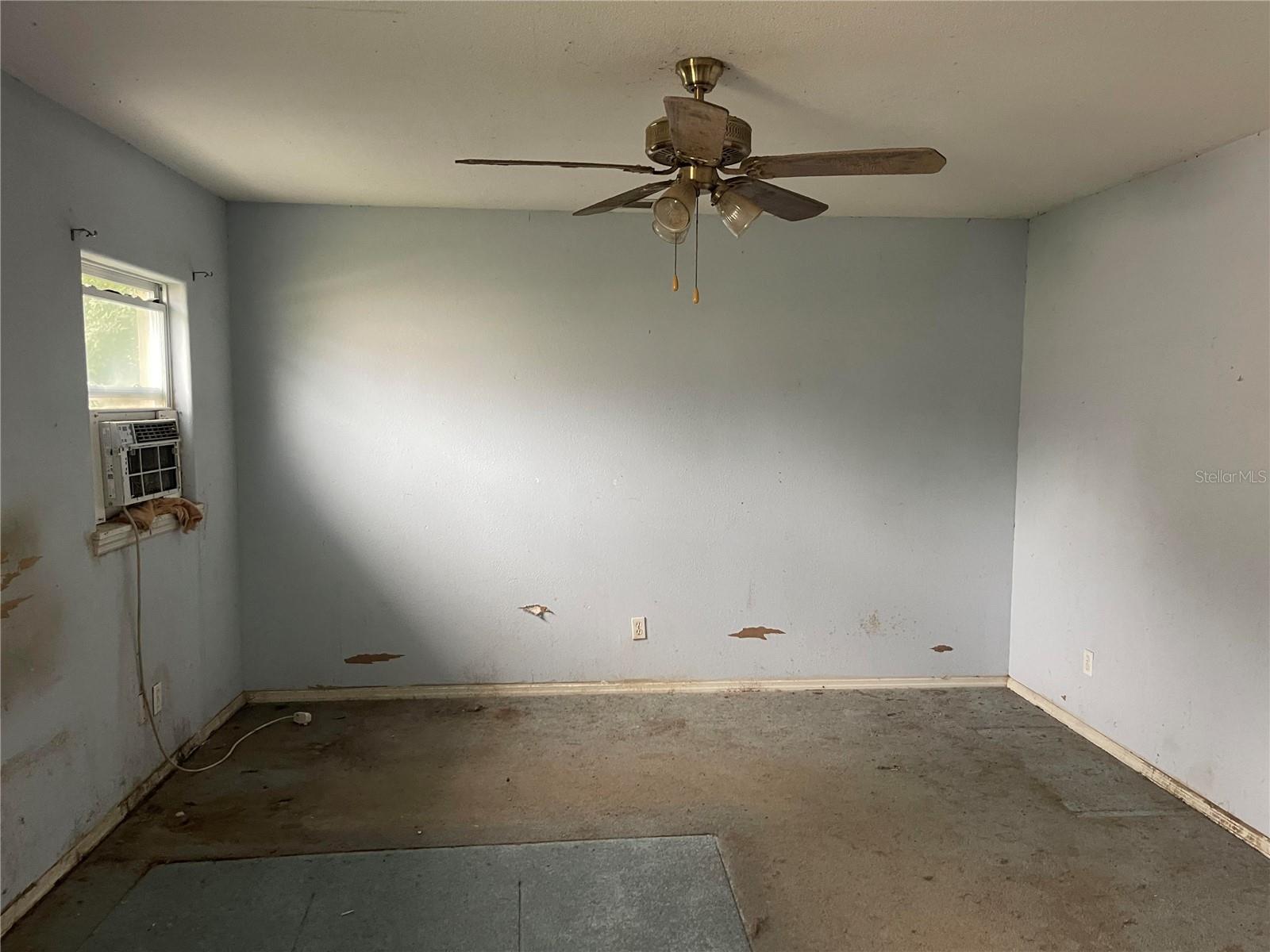 2215 VINCENT RD, ORLANDO, FL, 32817