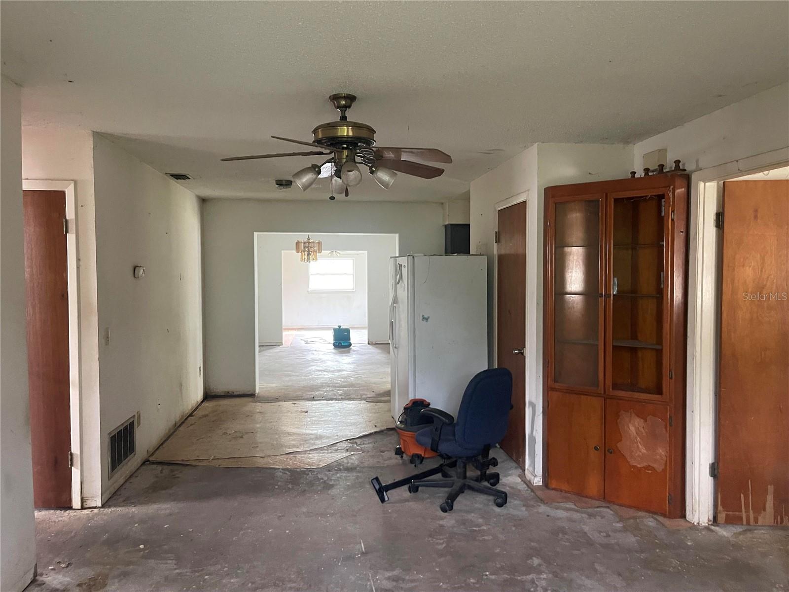 2215 VINCENT RD, ORLANDO, FL, 32817