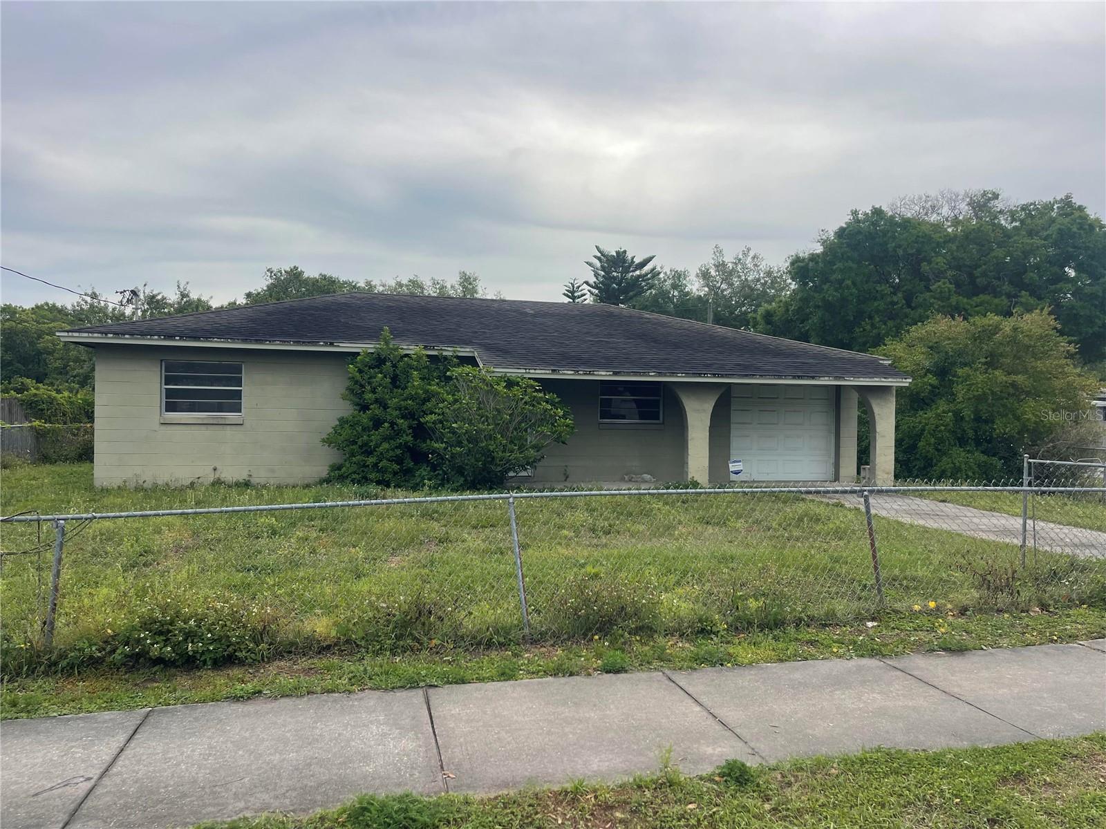 2215 VINCENT RD, ORLANDO, FL, 32817