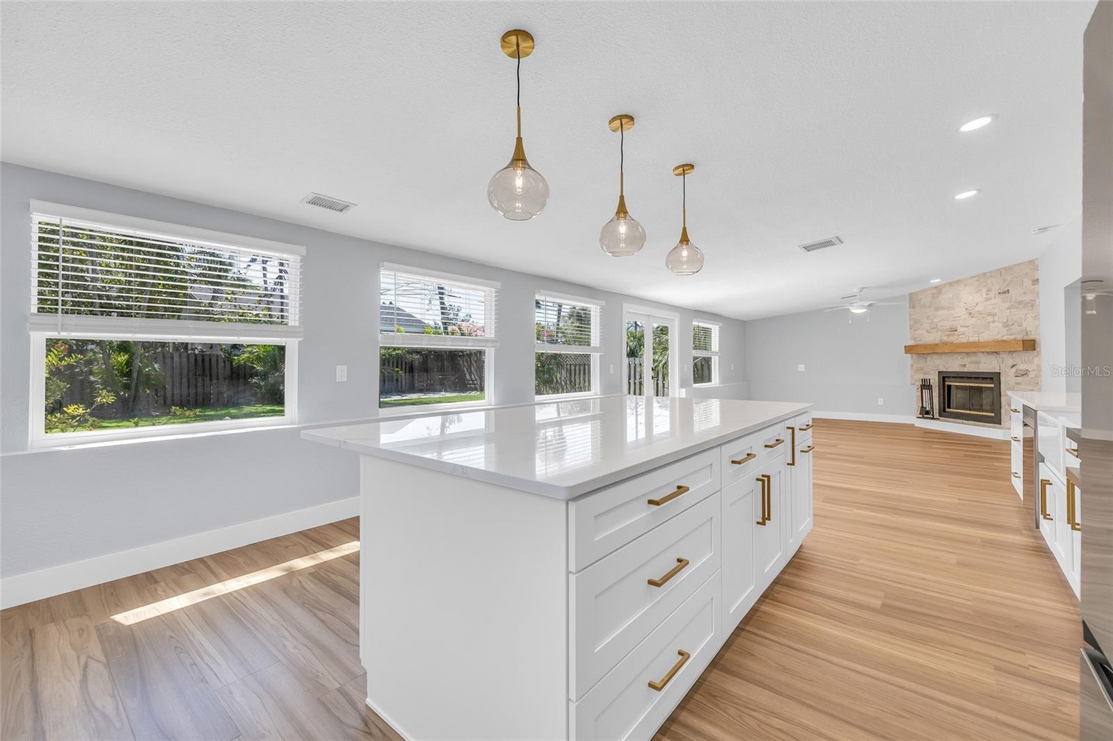 1842 OKLAHOMA AVE NE, ST PETERSBURG, FL, 33703