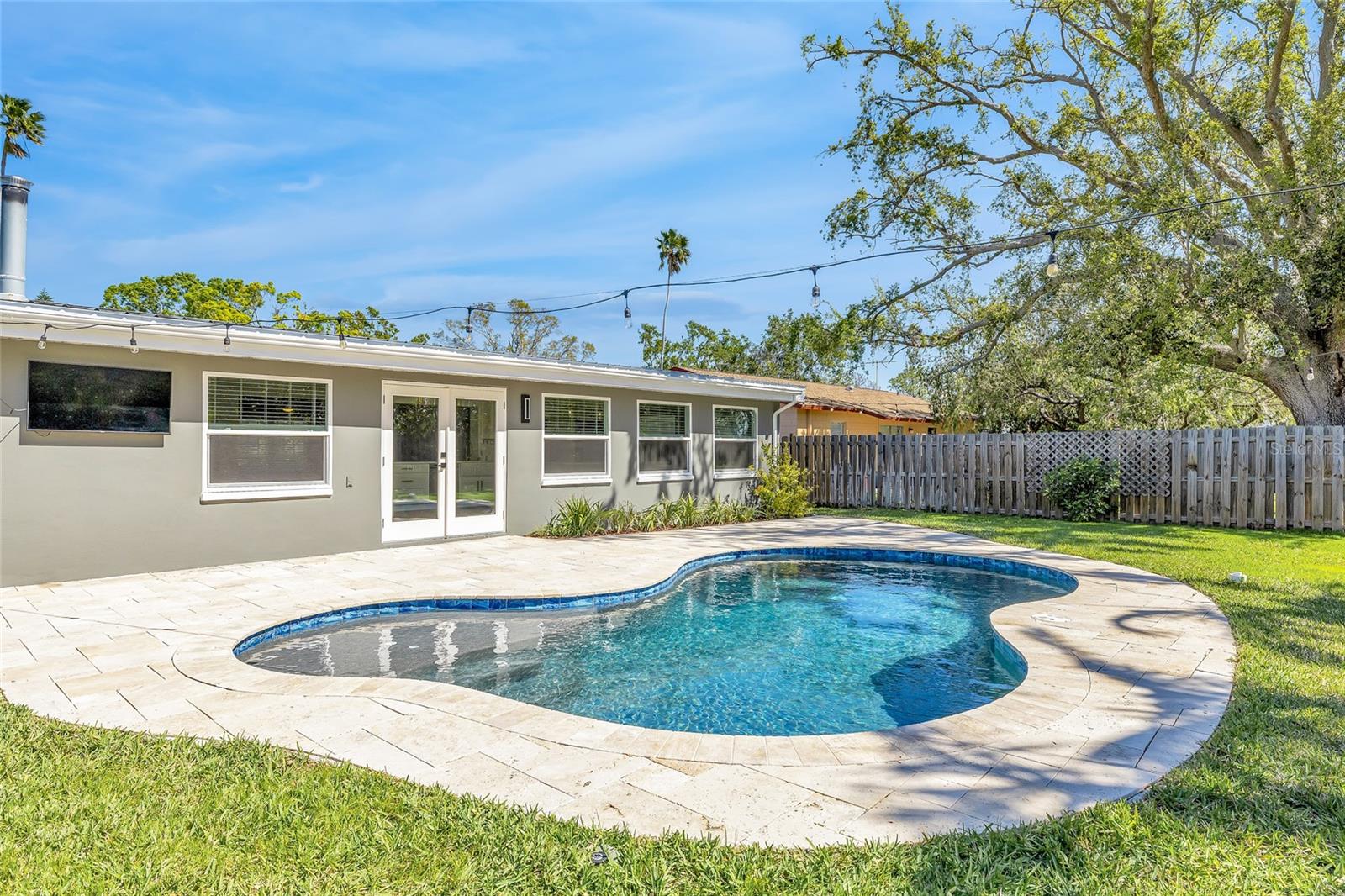 1842 OKLAHOMA AVE NE, ST PETERSBURG, FL, 33703