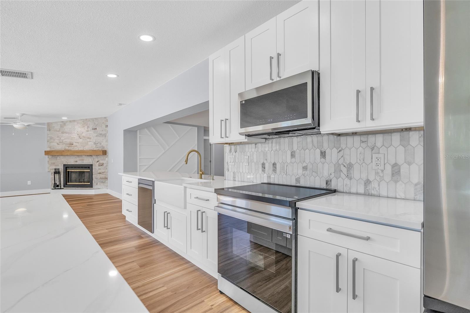 1842 OKLAHOMA AVE NE, ST PETERSBURG, FL, 33703