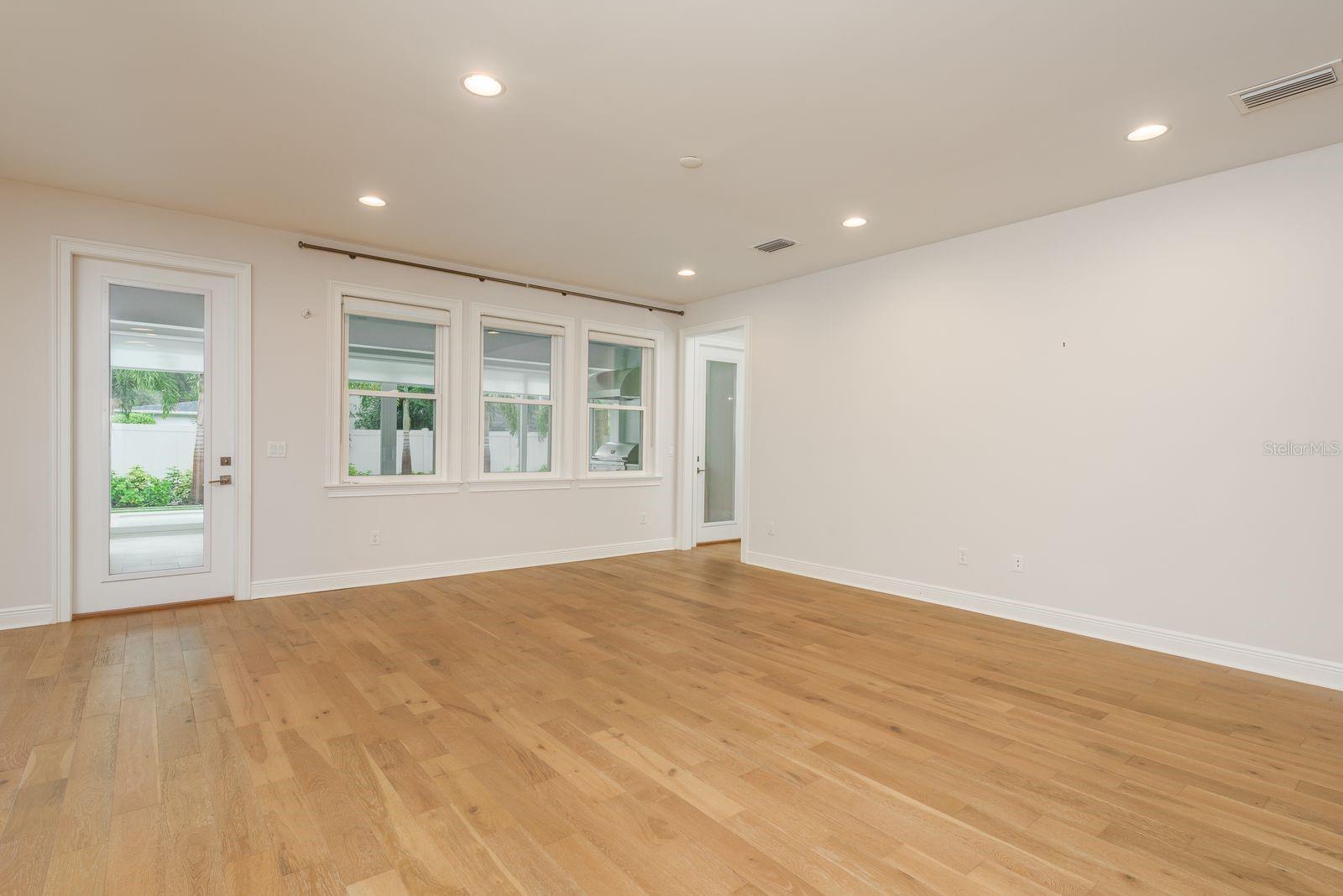 4012 W MORRISON AVE, TAMPA, FL, 33629