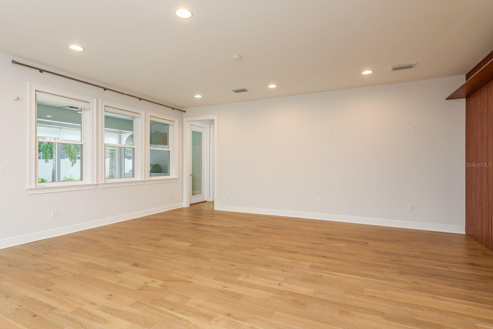 4012 W MORRISON AVE, TAMPA, FL, 33629