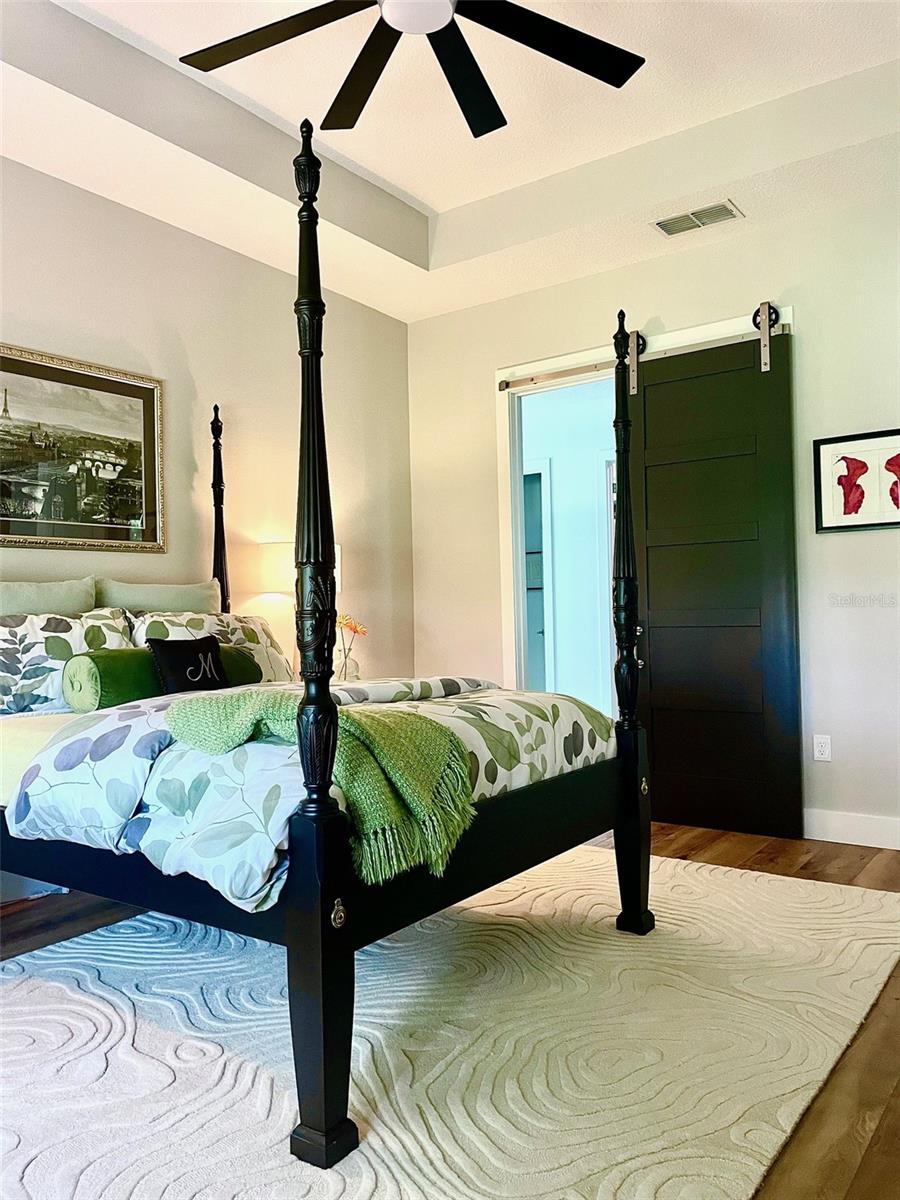25879 CROSSINGS BLUFF LN, SORRENTO, FL, 32776