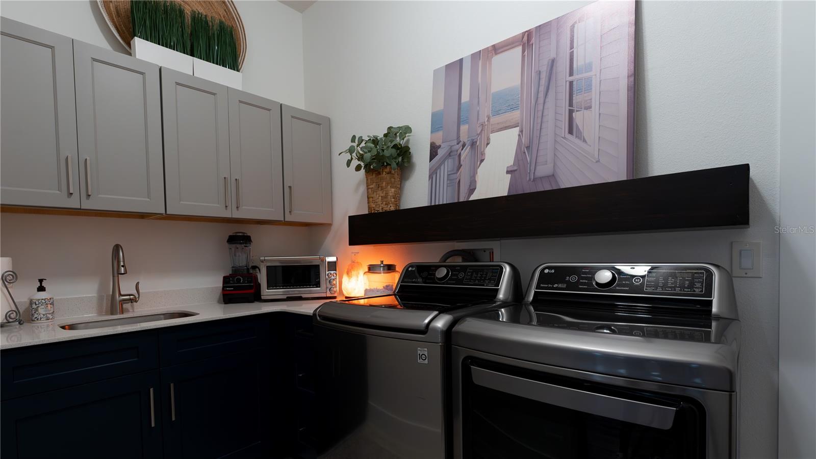 25879 CROSSINGS BLUFF LN, SORRENTO, FL, 32776