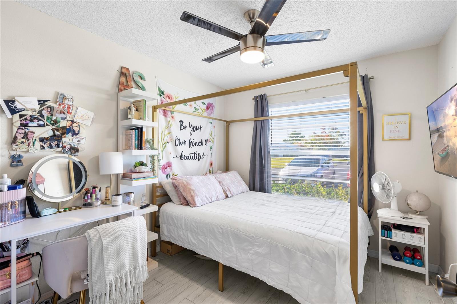 3904 36TH AVENUE DR W, BRADENTON, FL, 34205