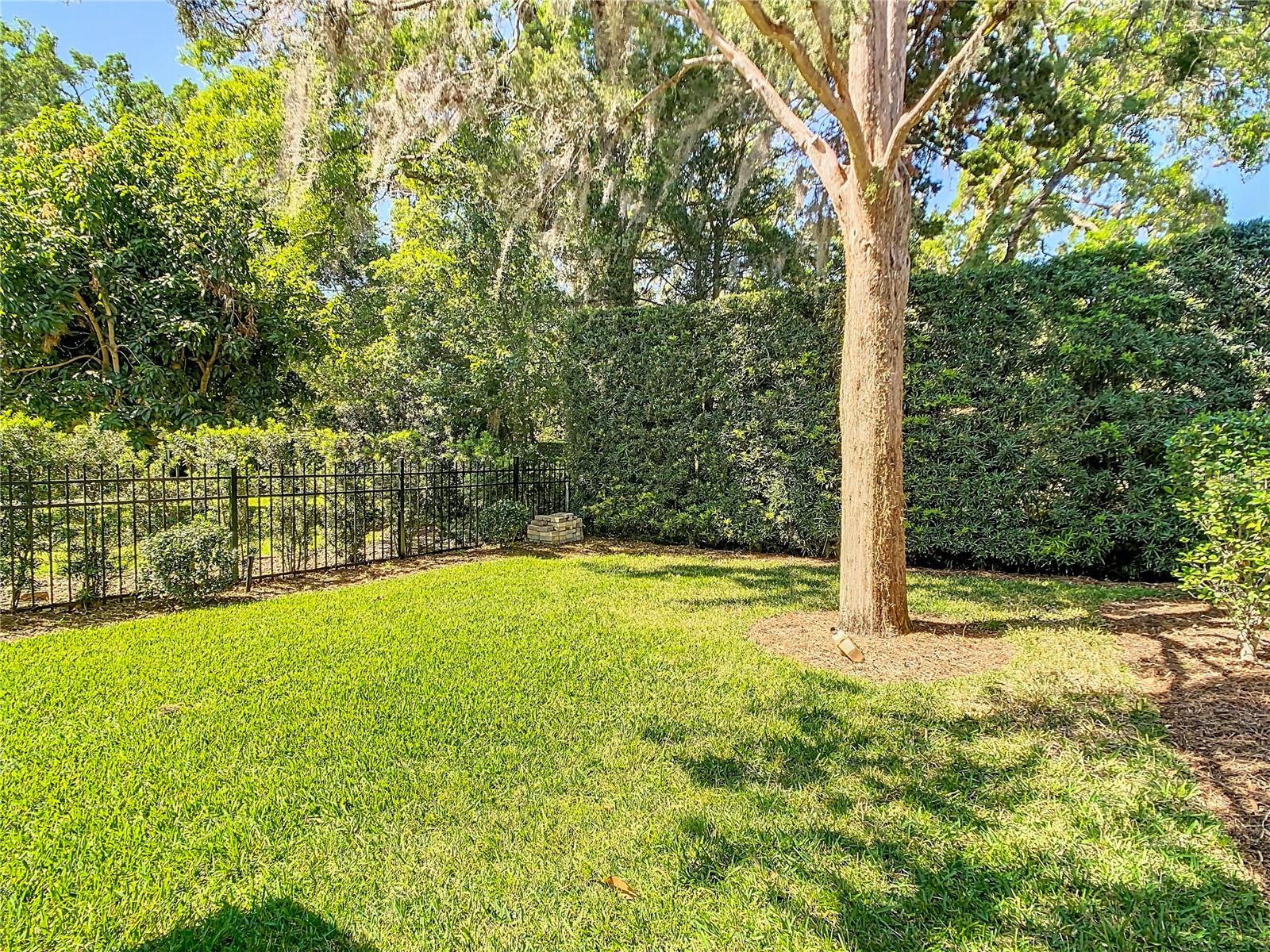 12010 HARDAMAN PL, TAMPA, FL, 33618