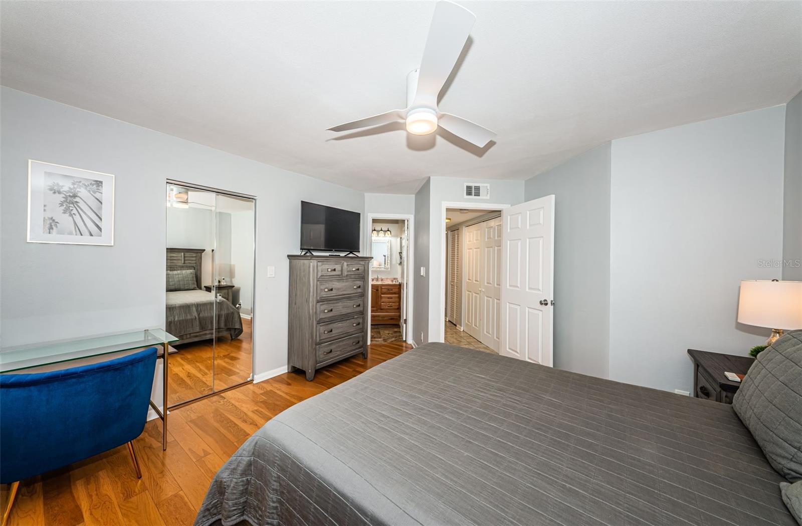 5900 BAHIA DEL MAR CIR #137, ST PETERSBURG, FL, 33715