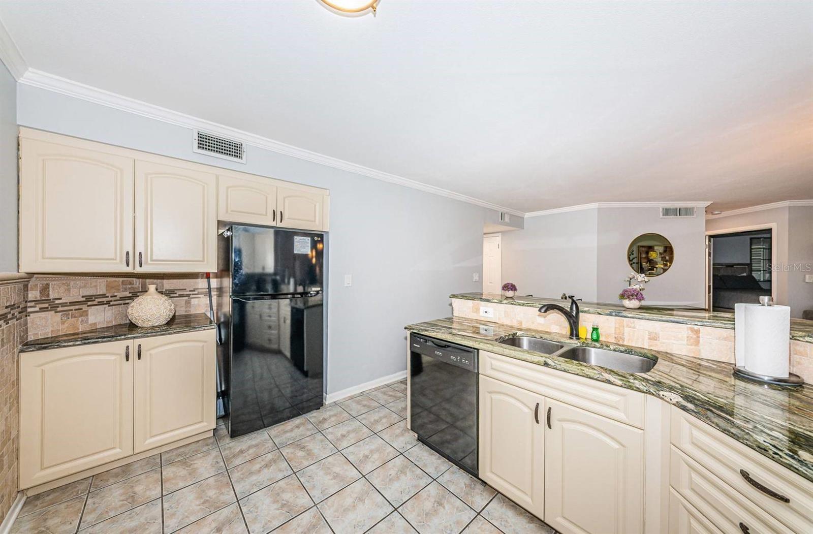 5900 BAHIA DEL MAR CIR #137, ST PETERSBURG, FL, 33715