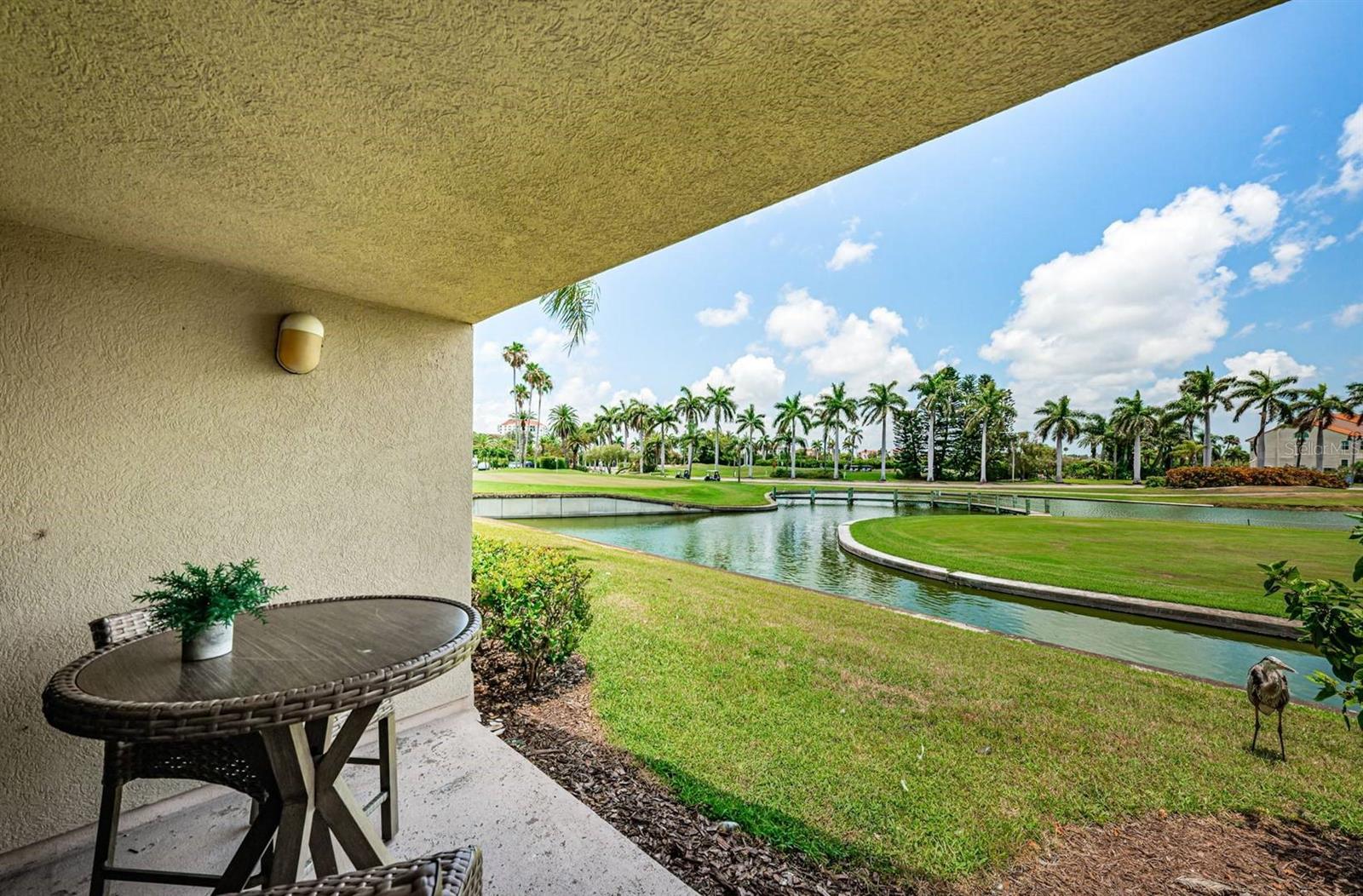 5900 BAHIA DEL MAR CIR #137, ST PETERSBURG, FL, 33715