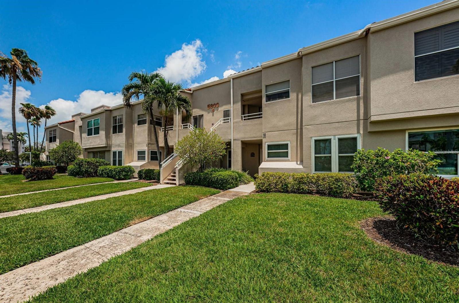5900 BAHIA DEL MAR CIR #137, ST PETERSBURG, FL, 33715