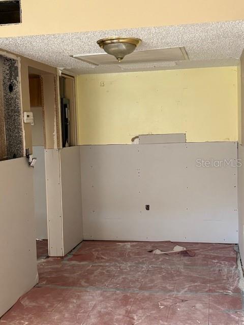 W7873195 Property Photo