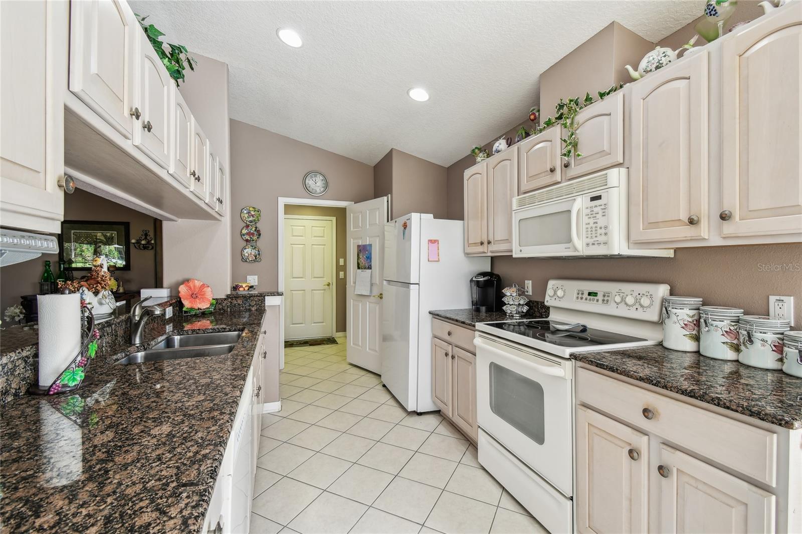 18129 BAYWOOD FOREST DR, HUDSON, FL, 34667