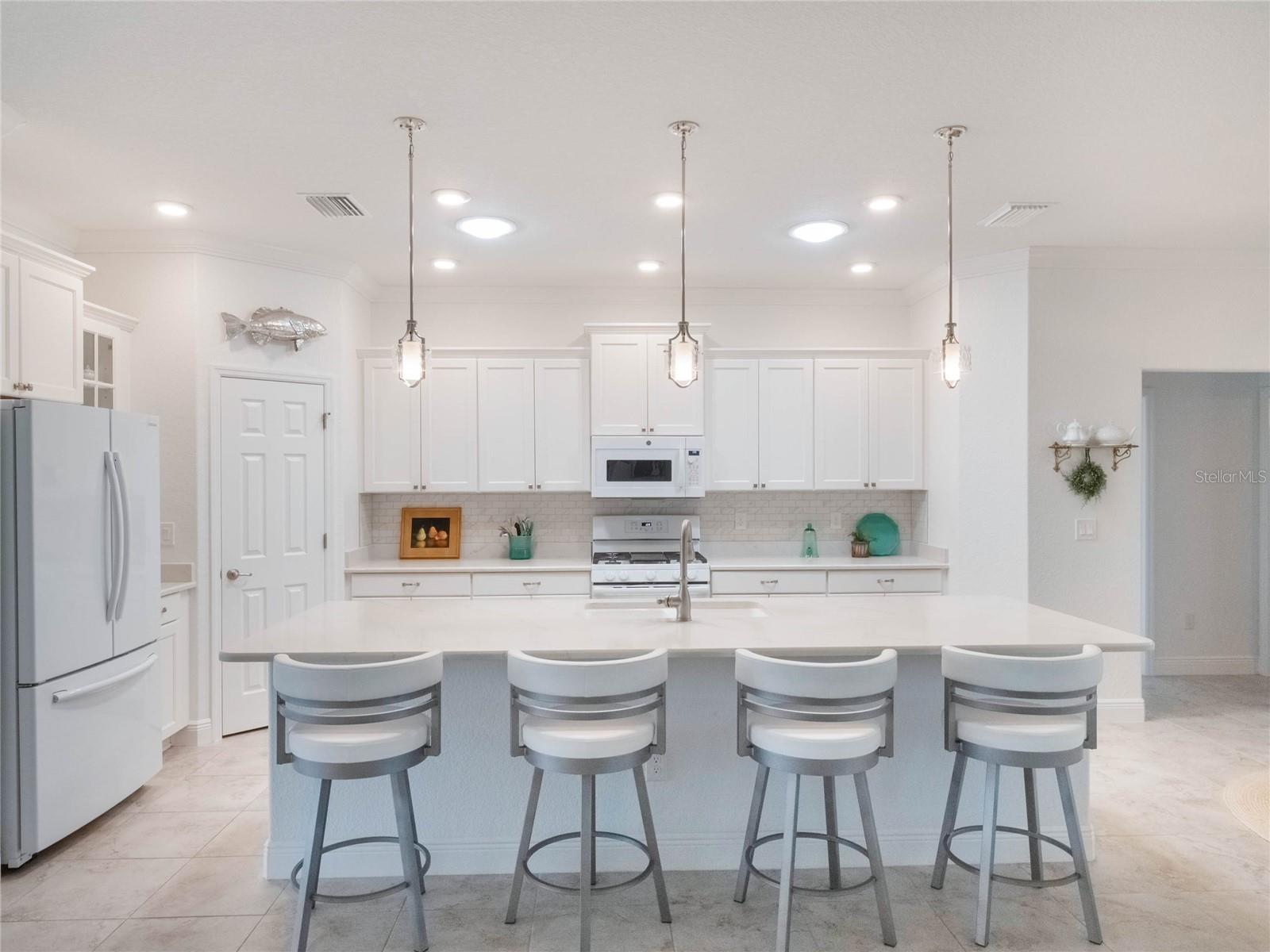 26694 OTTER CREEK LN, LEESBURG, FL, 34748