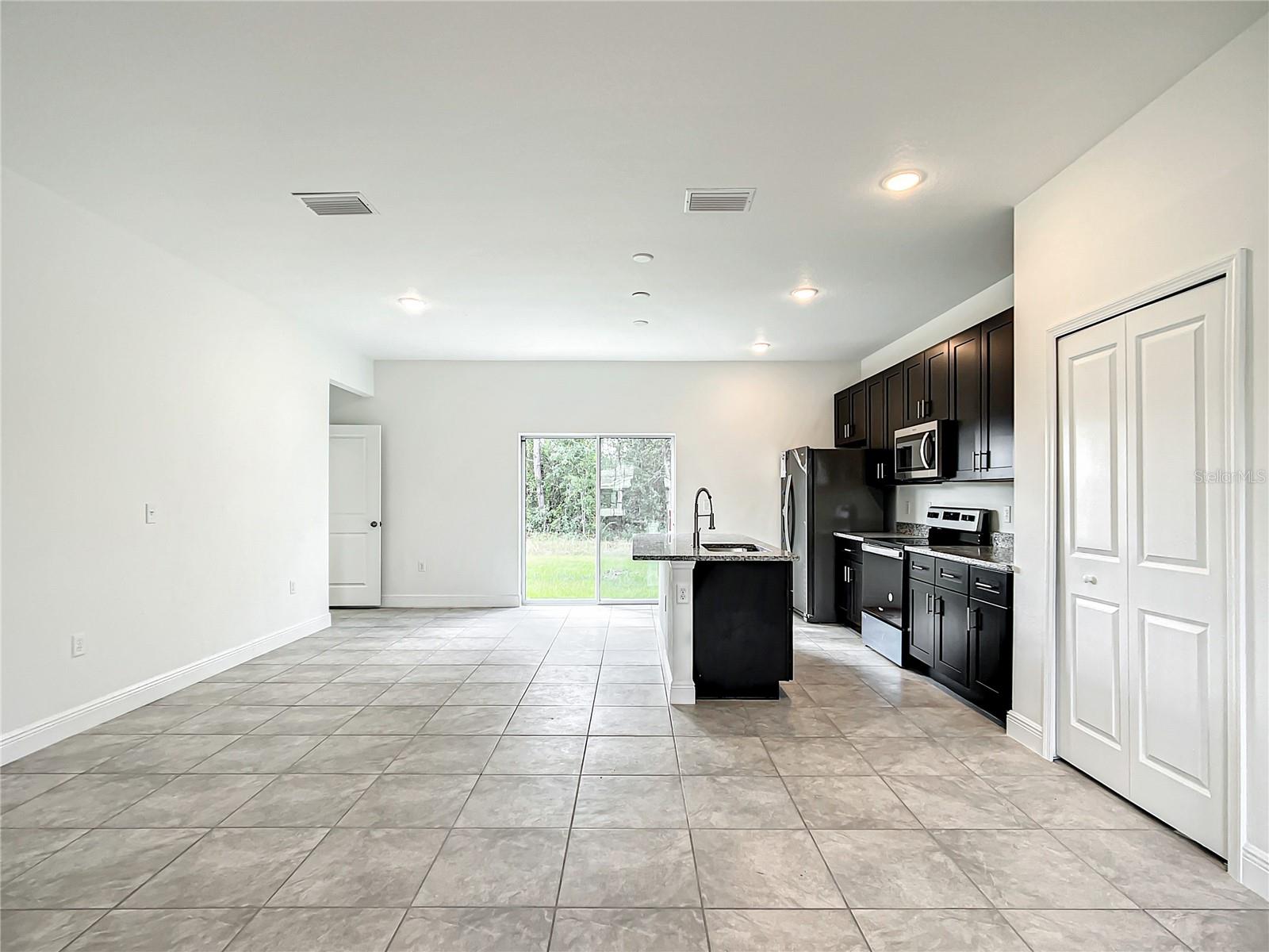 406 MARION OAKS TRL, OCALA, FL, 34473