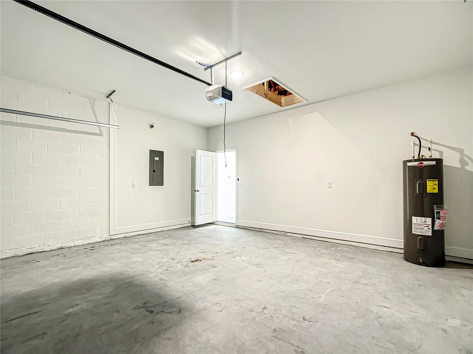 406 MARION OAKS TRL, OCALA, FL, 34473